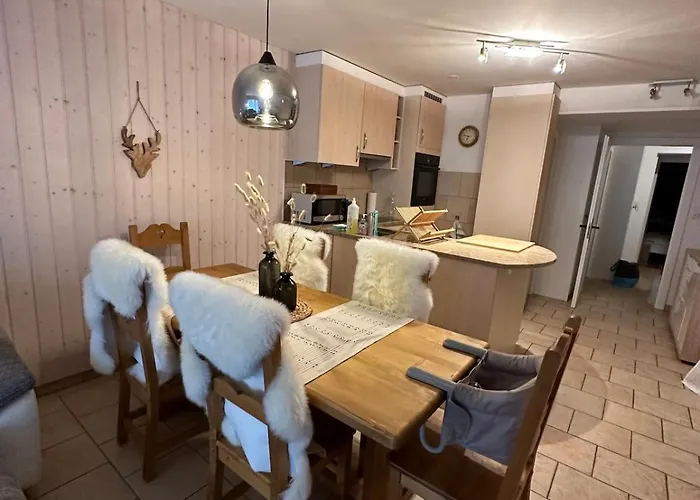 De Charme En Plein Centre ! 아파트 넨다즈