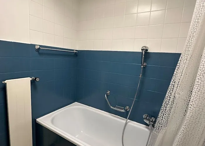 De Charme En Plein Centre ! 아파트 *